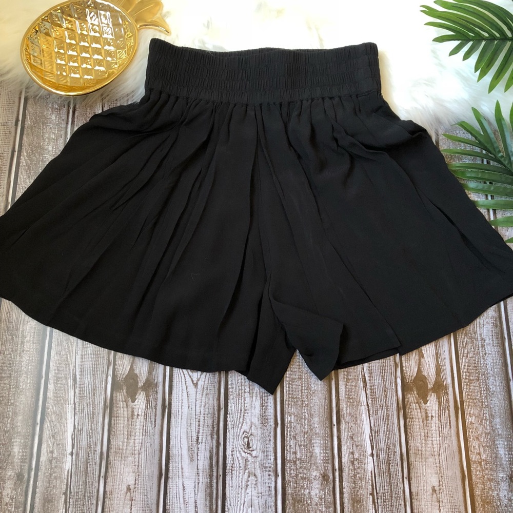 Zara Pleated Shorts